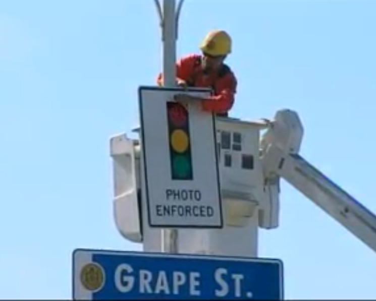 San Diego red light camera sign coming down
                  2-1-13